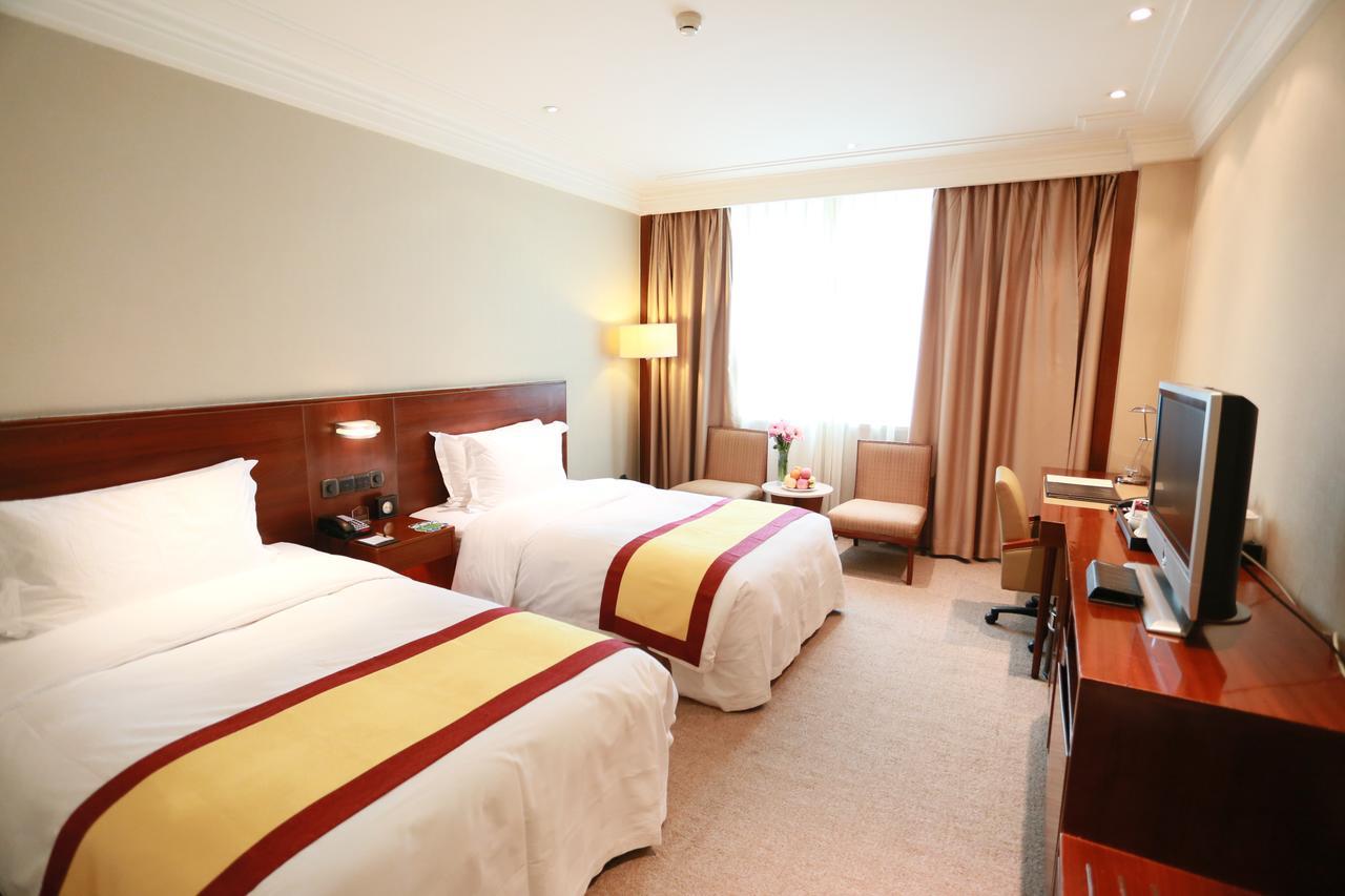 San Want Hotel Hszining Kültér fotó