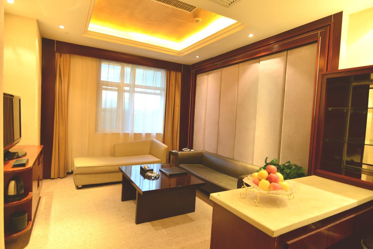 San Want Hotel Hszining Kültér fotó